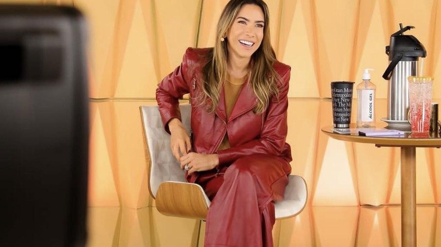 Médium vê vulto atrás de Patrícia Abravanel: 