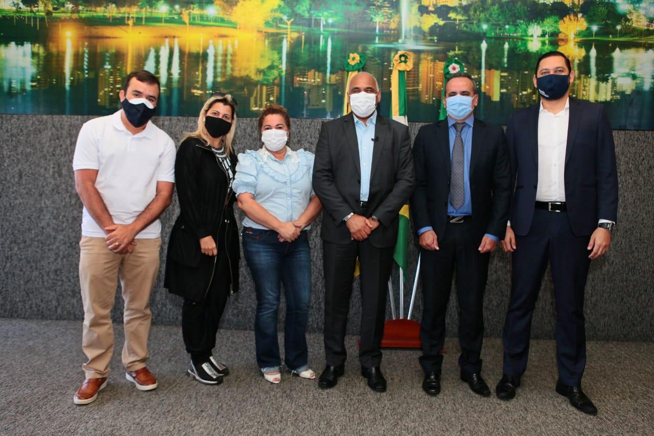 Prefeitura de Goiânia recebe proposta de formação circense do Tirullipa Circo Show