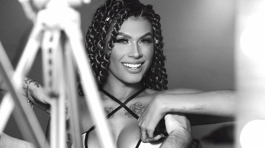 Processada, Pocah terá de pagar R$ 262 mil a DJ por direitos trabalhistas