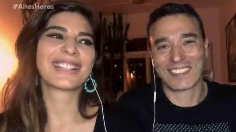 Rizek revela 'esporros' de Andréia Sadi e recebe outro: 'Casamento Kinder Ovo'