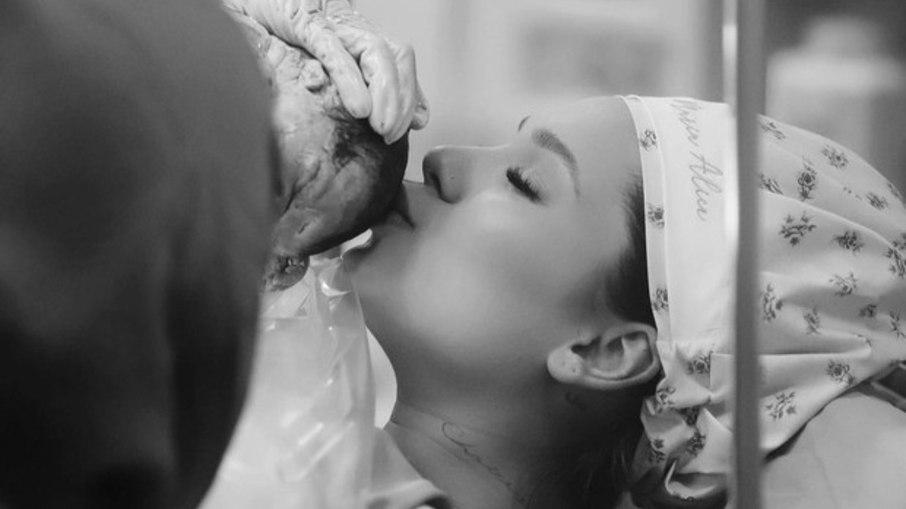 Virgínia Fonseca compartilha fotos inéditas do parto: 'Um mix de emoções'