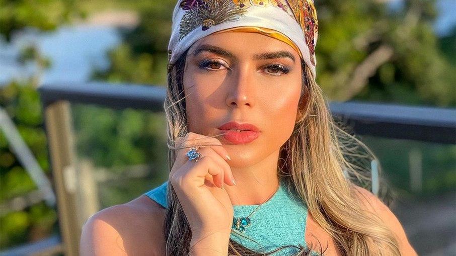 Ativista LGBTQIA+ entra com denúncia crime contra Nadja Pessoa