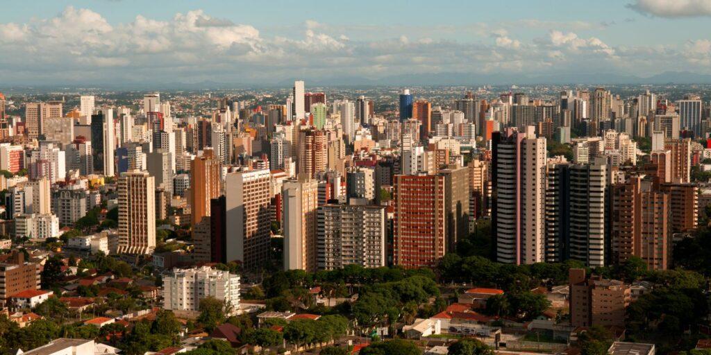 Covid-19: 837 municípios relataram falta de vacinas na última semana