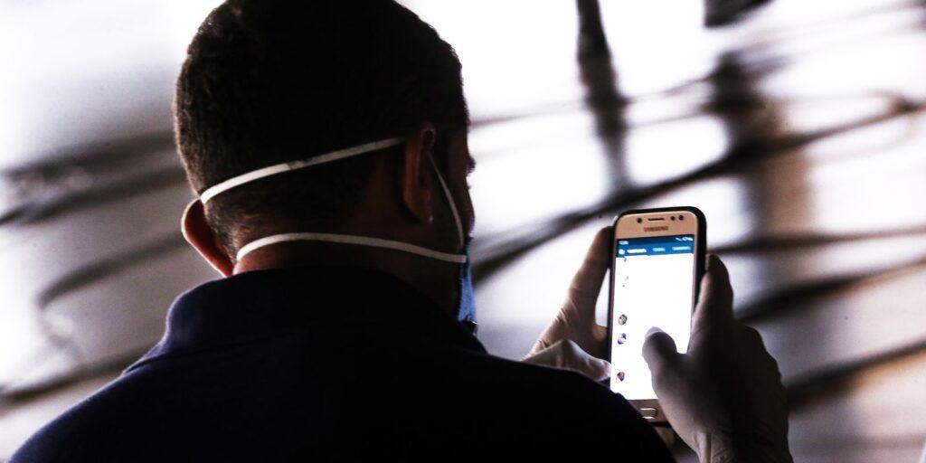 Covid-19: mortes sobem para 555,4 mil e casos, para 19,8 milhões