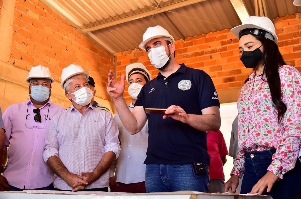 Em Aparecida de Goiânia, obras da Praça da Juventude no setor Garavelo seguem em ritmo acelerado
