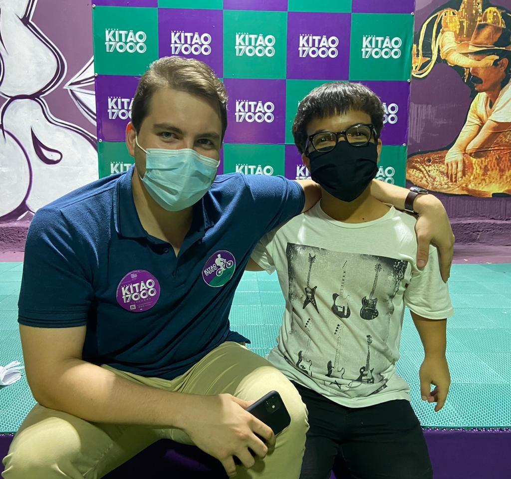 Em Goiânia, vereador apresenta projeto de lei para tornar transporte coletivo mais acessível a pessoas com nanismo  