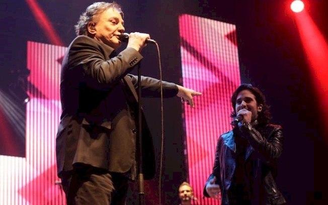 Fábio Jr. se divide palco com Fiuk e se emociona