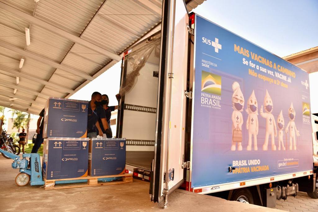 Goiás recebe mais 87.750 vacinas contra Covid-19