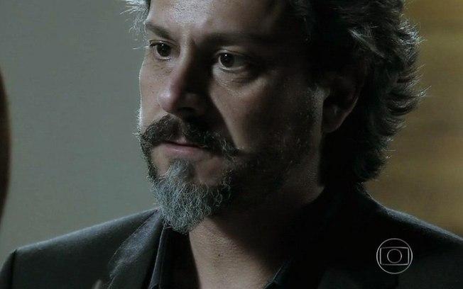 Império: Maria Isis se revolta com injustiça e humilha José Alfredo