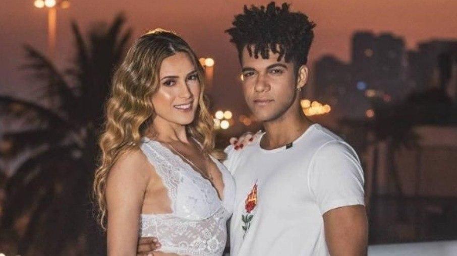 Justiça determina que Nadja e D'Black dividam ventilador, sofá e geladeira