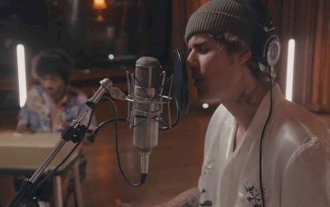 Justin Bieber é o artista com mais ouvintes mensais no Spotify