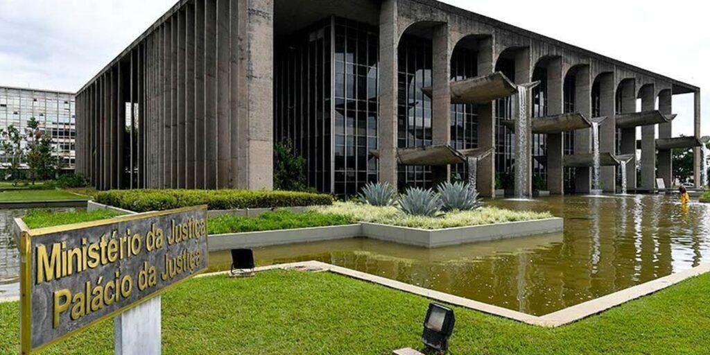 Ministério da Justiça leiloará bens apreendidos de traficantes