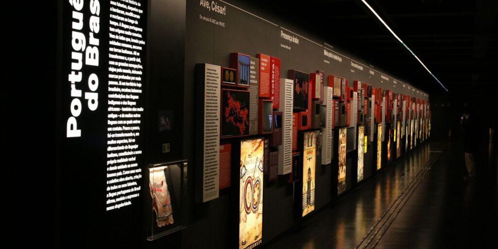 Museu da Língua Portuguesa é reaberto com presença de autoridades