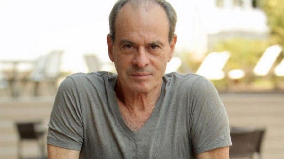 Ney Matogrosso diz estar 