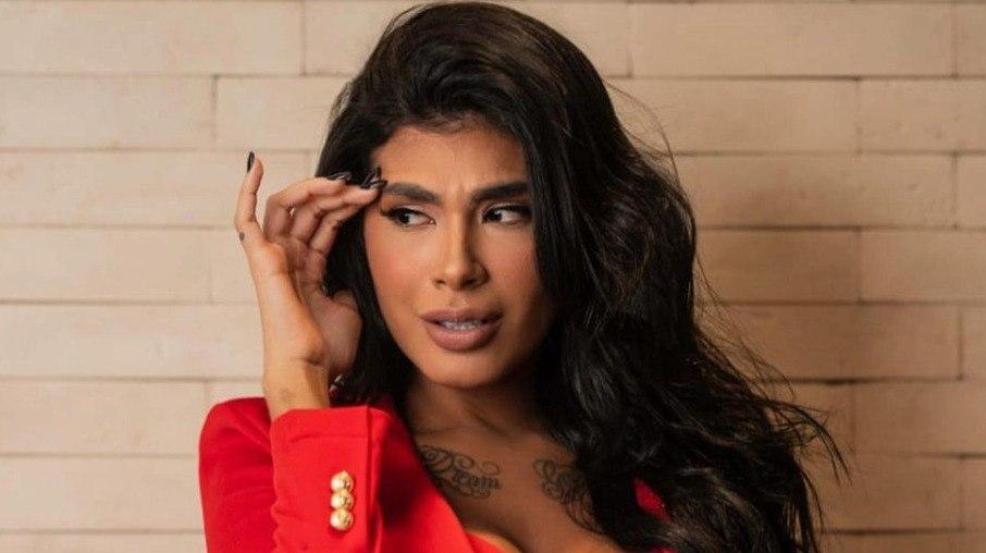 Pocah relembra assédio de contratante durante show: 'Mulher não tem paz'