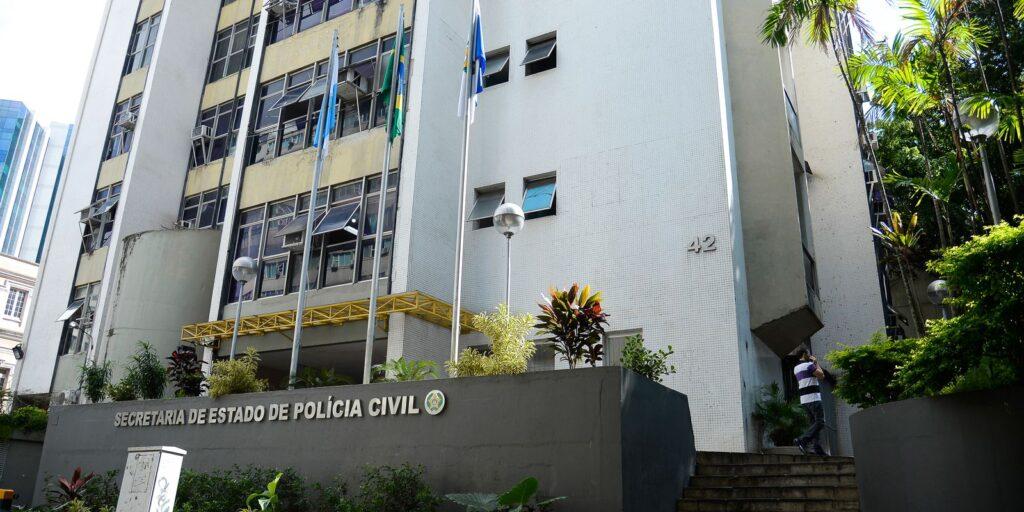 Polícia do Rio faz operação contra construção irregular
