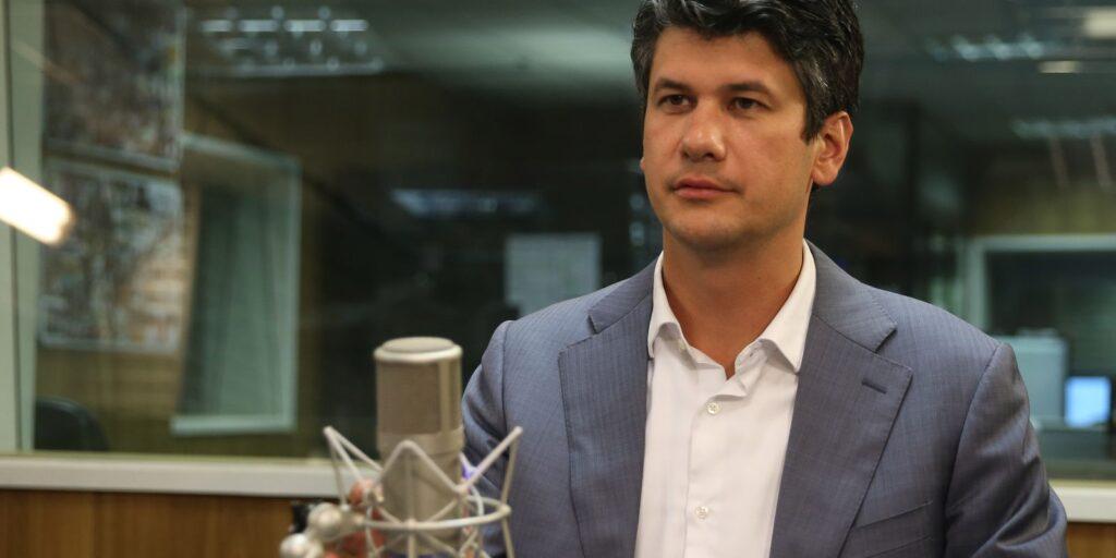 Presidente do BNDES é o convidado do Sem Censura desta segunda-feira