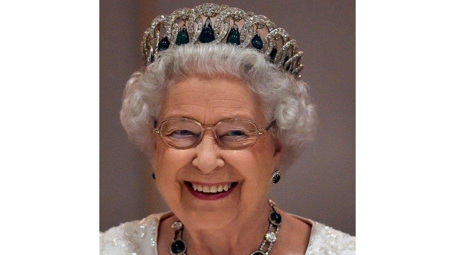 Rainha Elizabeth abre jardins do Palácio de Buckingham para piqueniques