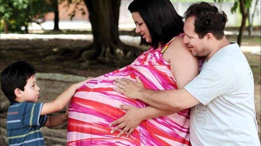 Reencontro de Chris Flores e Grávida de Taubaté termina em agressão