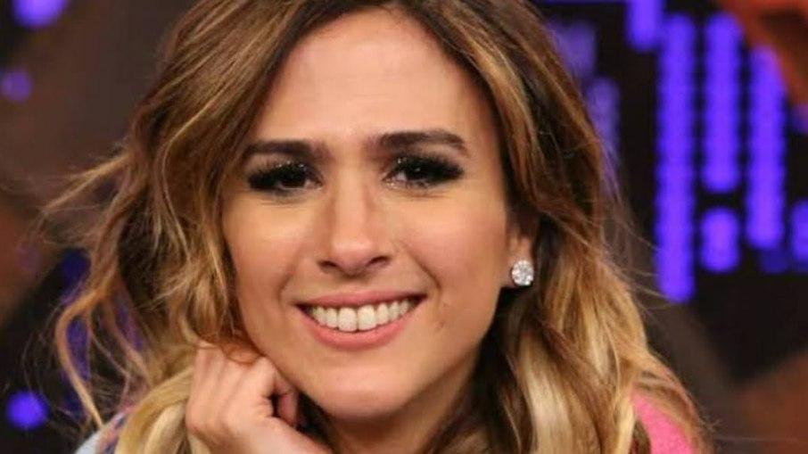 Tatá Werneck recebe vacina contra Covid-19: 