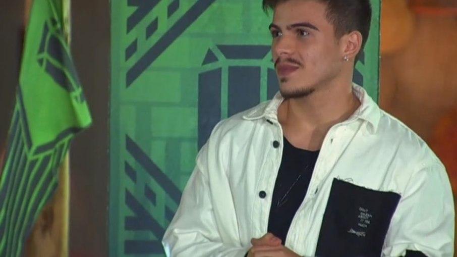 Thomaz Costa é acusado de preconceito e diz: 