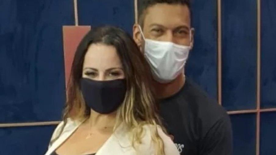 Viviane Araújo esclarece troca de professor no 'Super Dança dos Famosos'