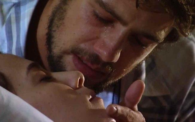 A Vida da Gente Final: Rodrigo beija e faz declaração de amor para Manu