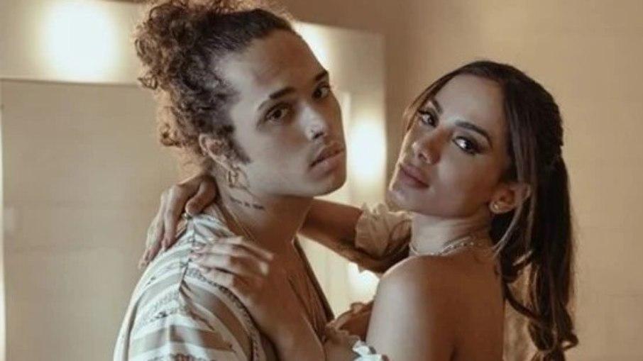 Anitta apoia Vitão e faz convite para gravarem música juntos