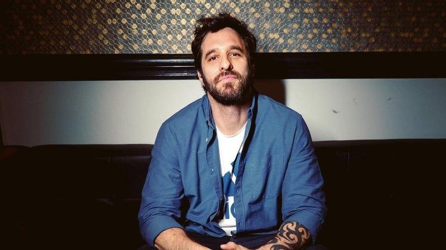 Apresentador Rafinha Bastos mostra preocupação com variante delta do coronavírus