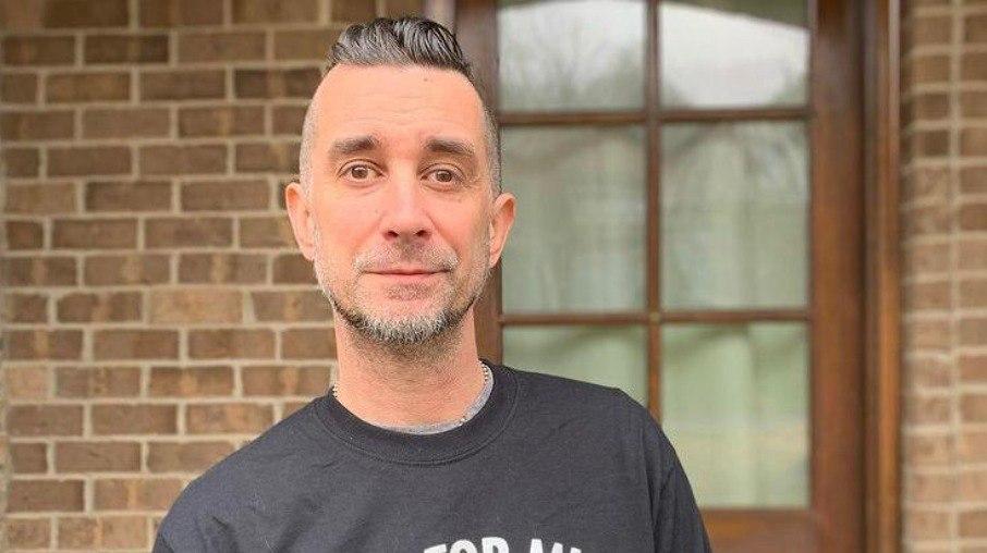 Baterista é demitido por se recusar a tomar vacina contra Covid-19