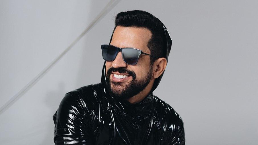 Dennis DJ é alvo de processo milionário por descumprir show em evento