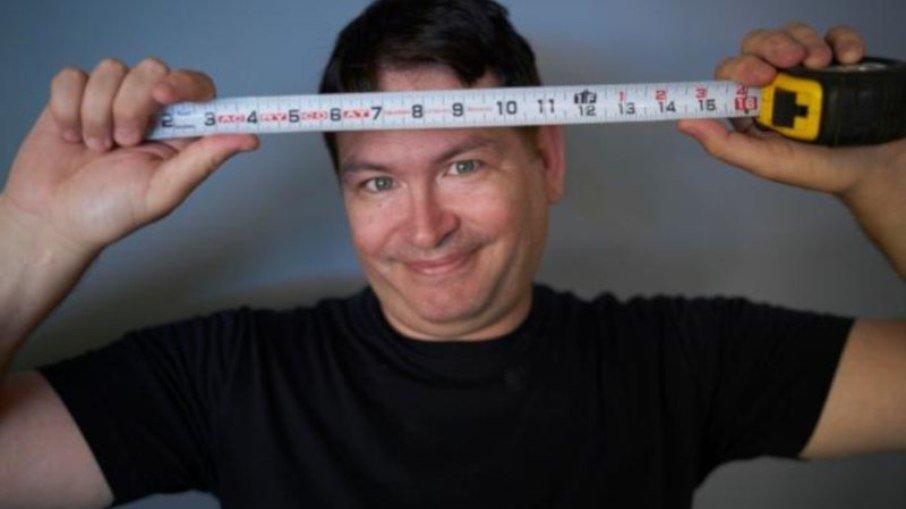 Dono do maior pênis do mundo já fez sexo com famosos, mas sofre preconceito