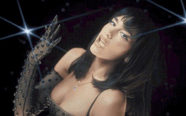 Dua Lipa recebe homenagens de Beyoncé e Elton John em seu aniversário