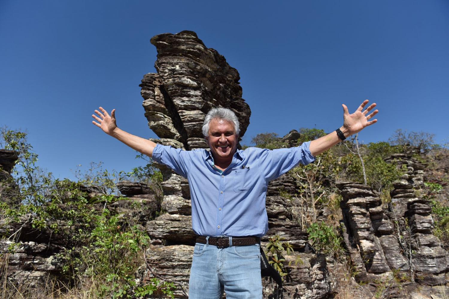 Governo de Goiás e UFG criam força-tarefa para recolocar Pedra Goiana no local de origem