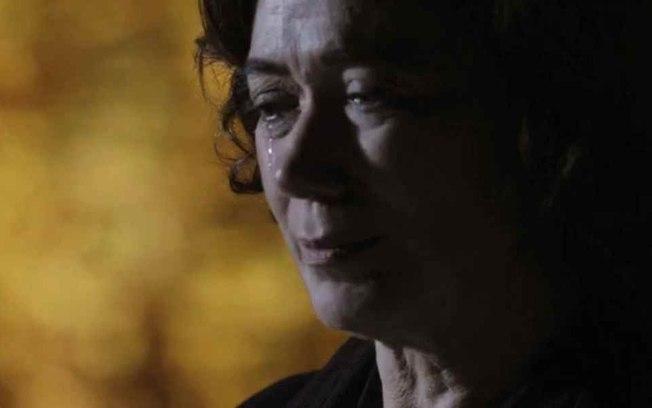 Império: Maria Marta cai em golpe de José Alfredo e chora de decepção