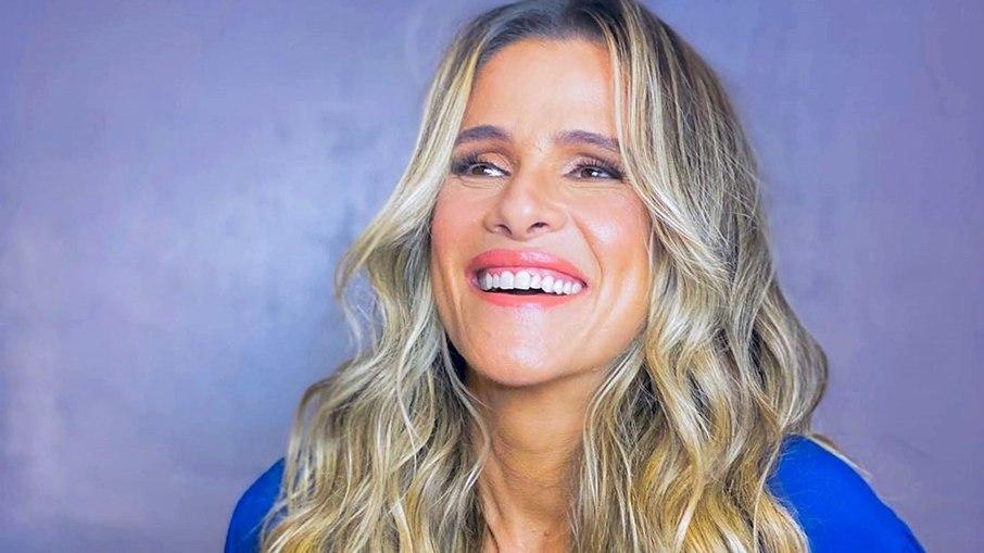 Ingrid Guimarães diz que contra Bolsonaro, votaria até no próprio cachorro