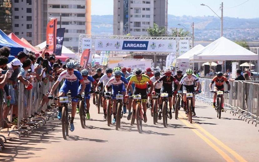 Praça do Setor Novo Horizonte em Goiânia, sedia campeonato de ciclismo neste domingo