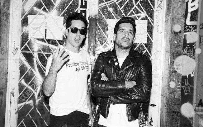 Rogério Flausino e Wilson Sideral cantam Cazuza em live solidária