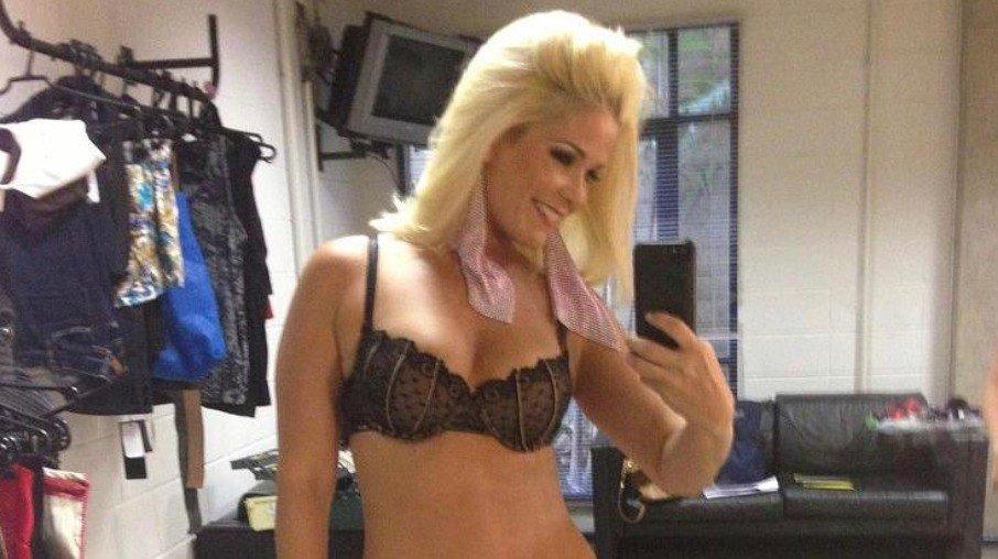 Samara Felippo relembra pressão estética na Globo: 