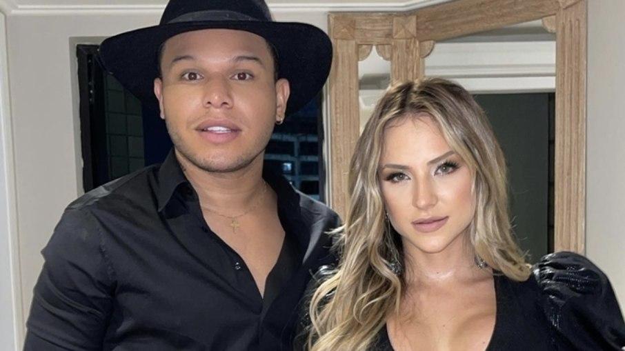Tierry posta foto com Gabi Martins após término e fãs esperam reconciliação