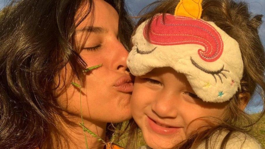 Yanna Lavigne revela sem querer sexo do segundo filho com Bruno Gissoni