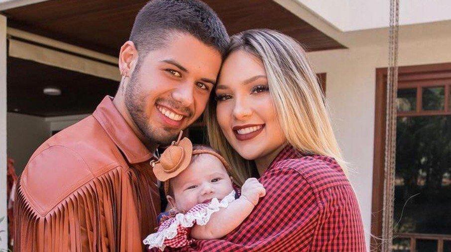 Zé Felipe e Virginia fazem tatuagem em homenagem à Maria Alice; veja