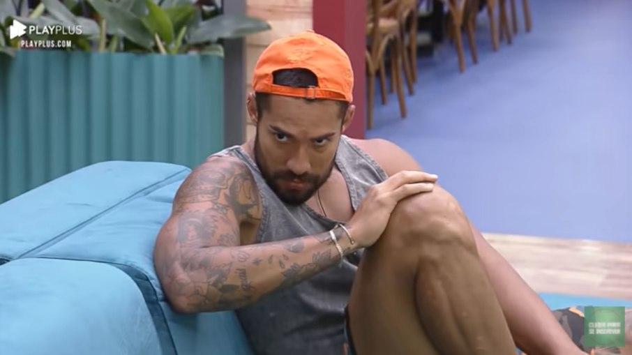 'A Fazenda 13': Bil ameaça processar Erika Schneider depois do reality