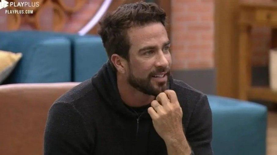 'A Fazenda 13': Rico conta para Erasmo que teve crise de pânico por droga