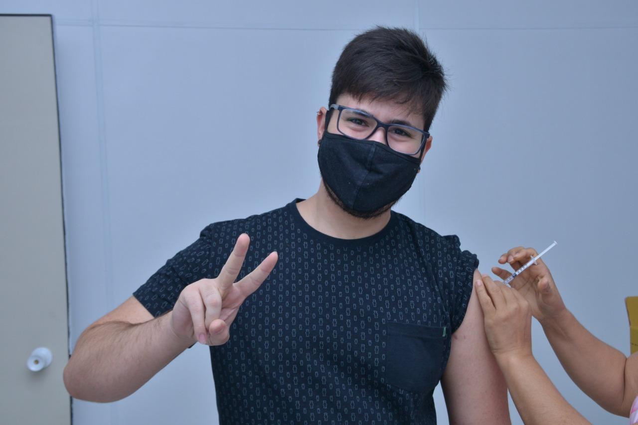 Aparecida começa a vacinar jovens com 17 anos nesta quarta, 15