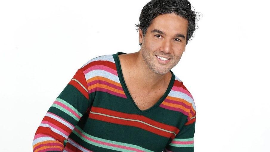 Após ter casa atingida por incêndio, Fernando Sampaio ganha peças de Marko Izak