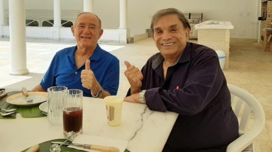 Dedé Santana diz que não fez fortuna como Renato Aragão: 