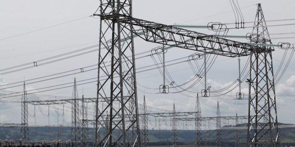 Distribuidoras de energia ganham adiamento de impostos até dezembro