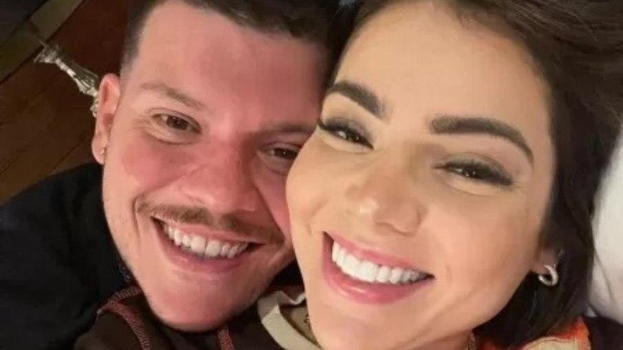 Esposa de Ferrugem diz que sofre preconceito por ser 