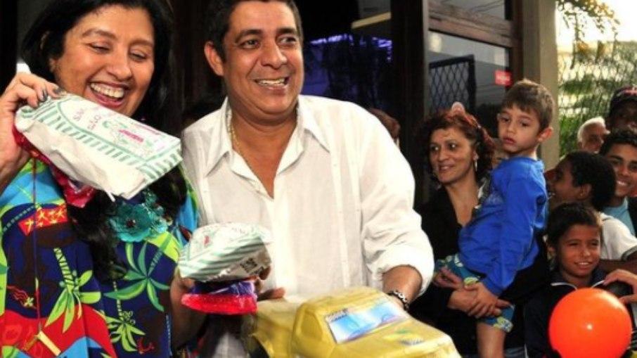Famosos celebram Cosme e Damião e distribuem doces; entenda tradição